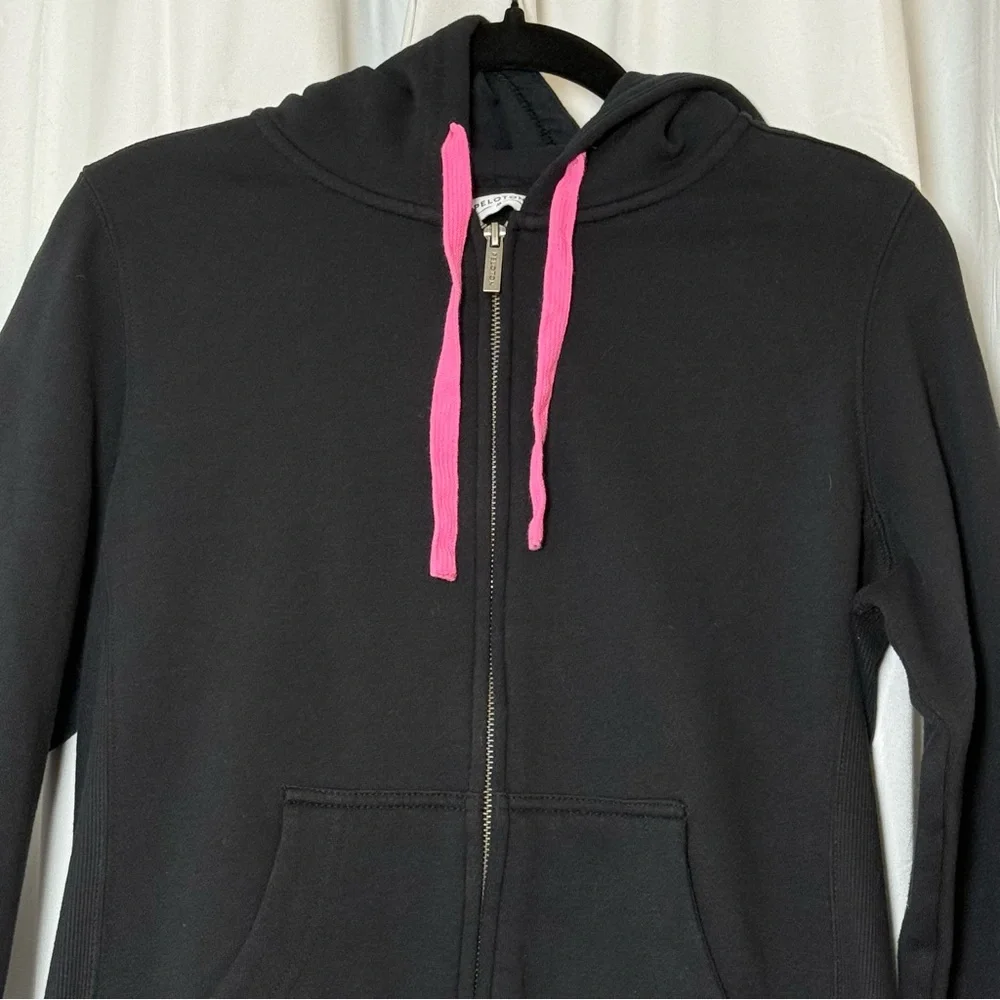 Peloton Ultimate Zip Up Rainbow Spell-Out Hoodie Womens Medium - Picture 4 of 12